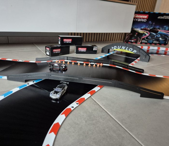 Brücke Überfahrt für Carrera Hybrid – Bild 1